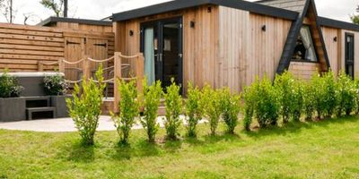 Everything Retreat hot tub lodges for adults in Ribble Valley