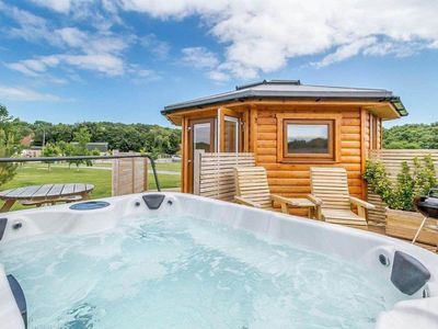 Green Meadows Park hot tub lodges East Yorkshire
