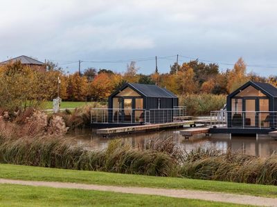 Tattenhall Marina floating lodges Cheshire