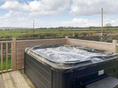 Arran Hills Kilwinning