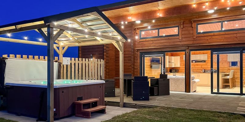 Fairview Lodges Withernsea, Yorkshire Moors and Coast with hot tubs