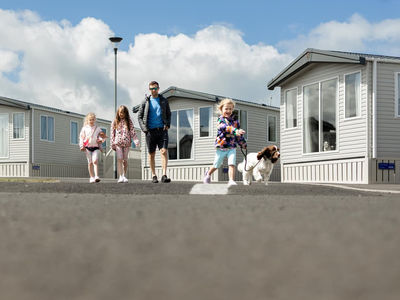 Hilltop Holiday Park