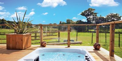 Ladera Retreat Lodges Cheshire