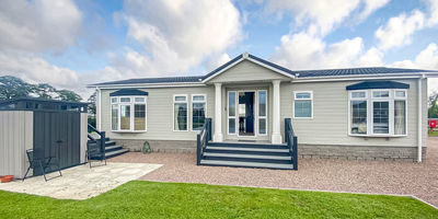 Royal Arch Riverside