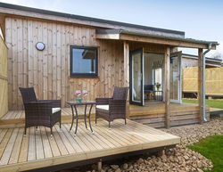 The Pond Lodges