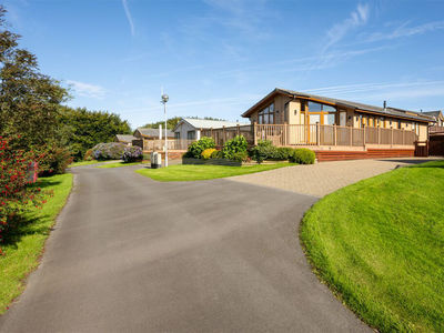Stowford Farm Meadows Park
