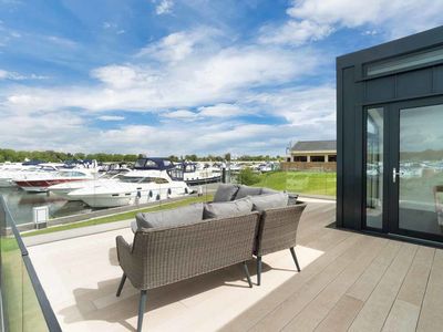 Come and join us for our Open Weekend at Racecourse Marina & Lodges in Windsor
