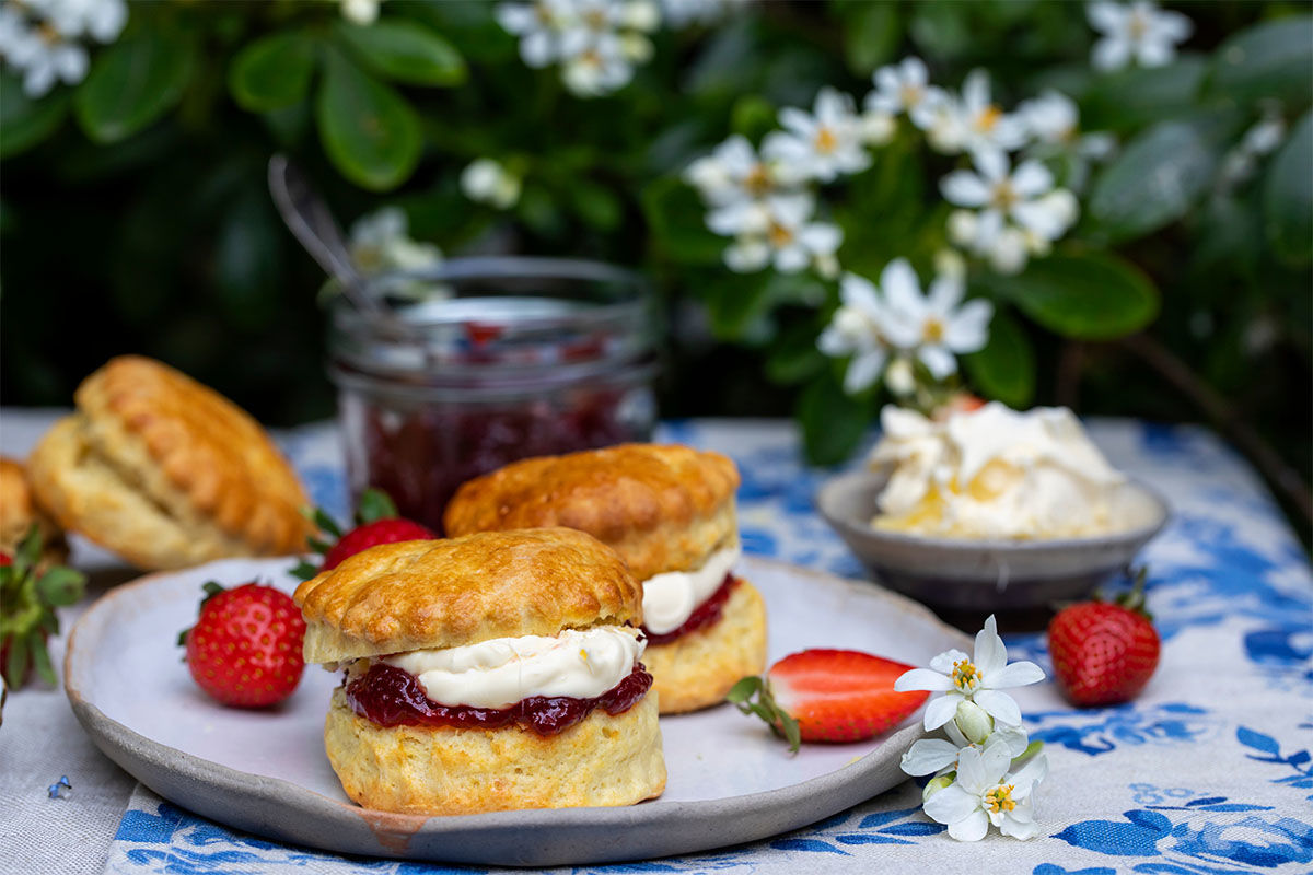 Cornish cream tea