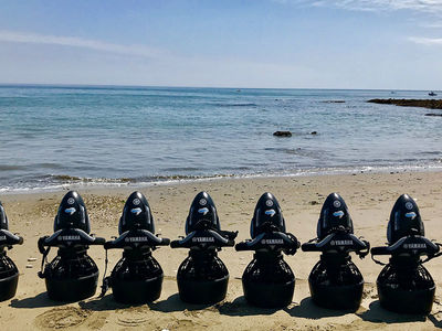 No the aliens haven't landed. These are sea scooters for you to hire and try!
