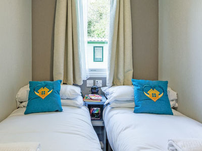 Second bedroom