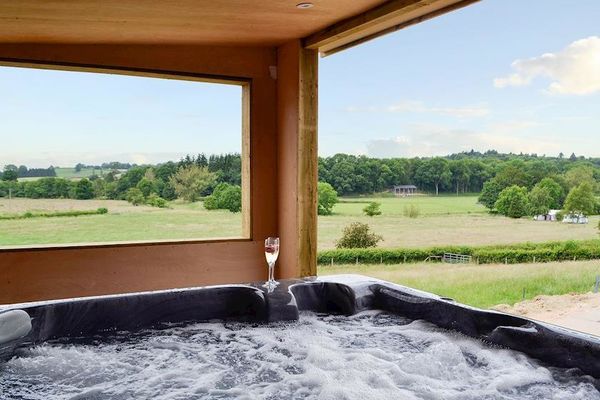 Ithon Valley hot tubs