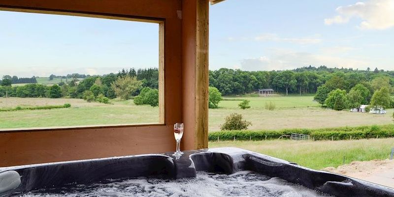 Ithon Valley hot tubs