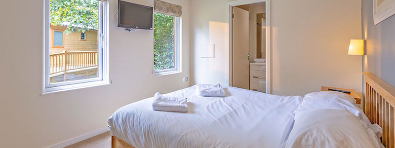 Cambrian Plantation master bedroom