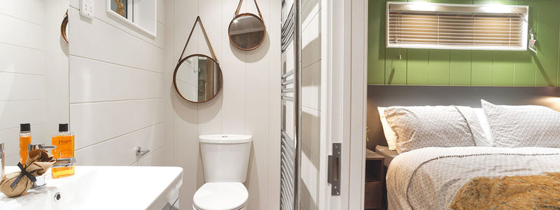 Tingdene Savannah en suite to master bedroom
