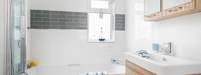 Wessex Contemporary family bathroom with shower over bath