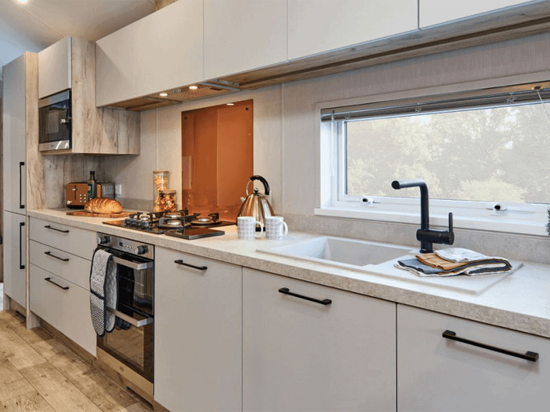 Willerby Astoria 42' x 13' - kitchen