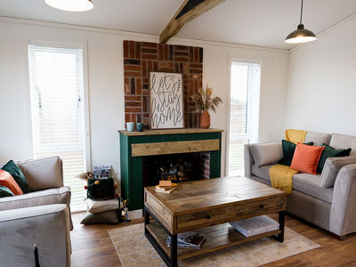 Pathfinder Charaton lounge