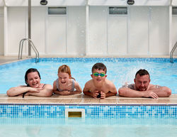 Hidden Valley Lodge Park Powys family fun in the pool