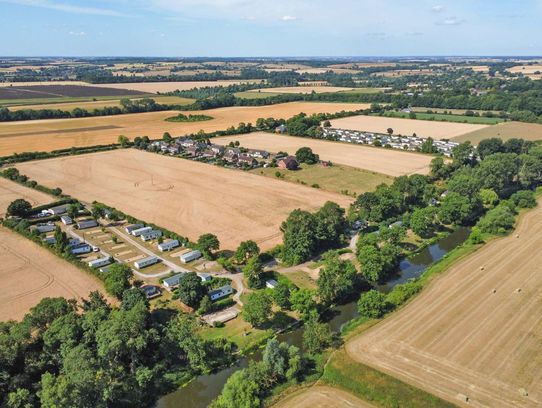 Riverside Holiday Park (Bedfordshire)