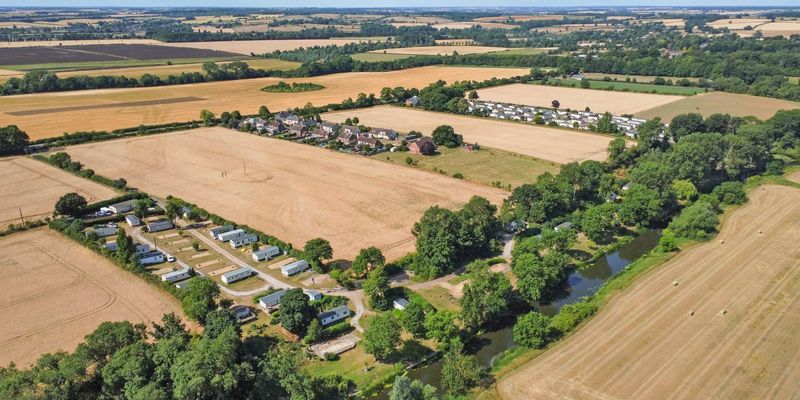 Riverside Holiday Park (Bedfordshire)