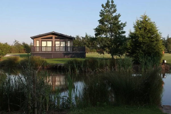 Sandholme Lodge Country and Holiday Park