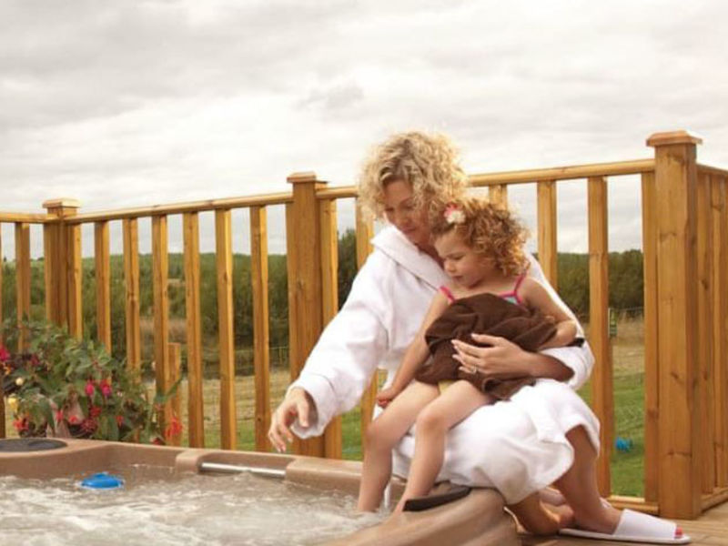 Ashby Woulds Lodges and Spa in Overseal with hot tubs for rentals