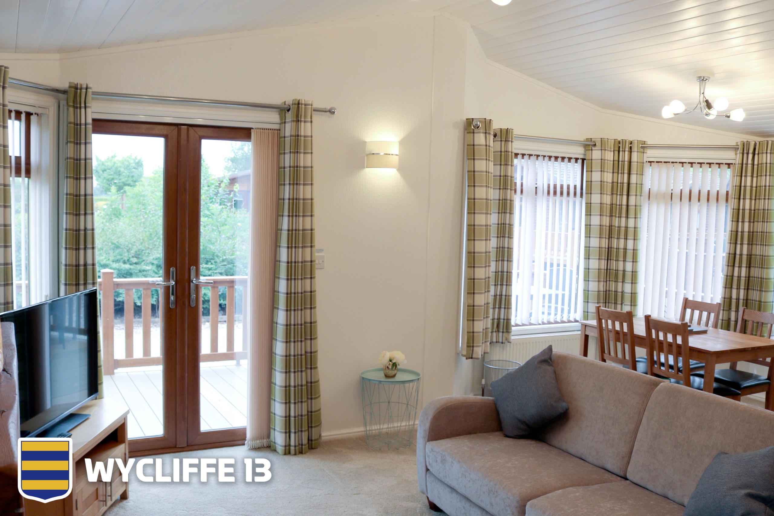 Cedar Lodge (Dog Friendly) Burton Constable Holiday Park & Arboretum