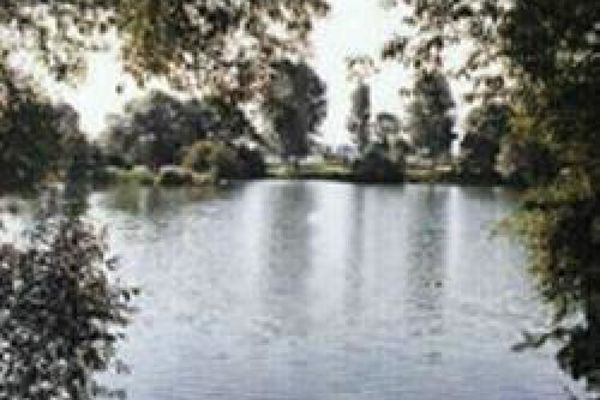 Picture of Elmhirst Lakes, Lincolnshire