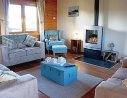 Fairway Lakes Lodges in Fritton, Norfolk with hot tubs