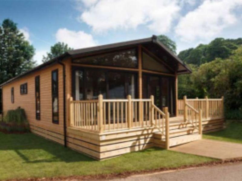 Holiday lodge and log cabin parks in UK & Eire