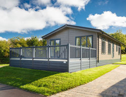 90_BucklandLodge_Exterior_L