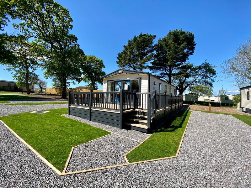 Hoburne Blue Anchor Lodges for Sale