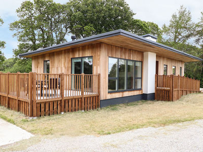 Holiday Lodge And Log Cabin Parks In Cornwall