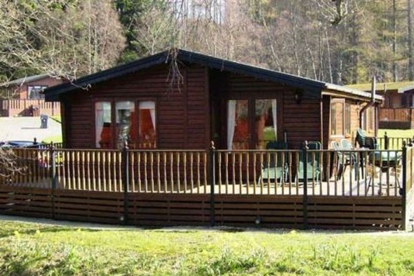 Loch Lomond Chalets - Holiday Lodge Park in Stirlingshire ...