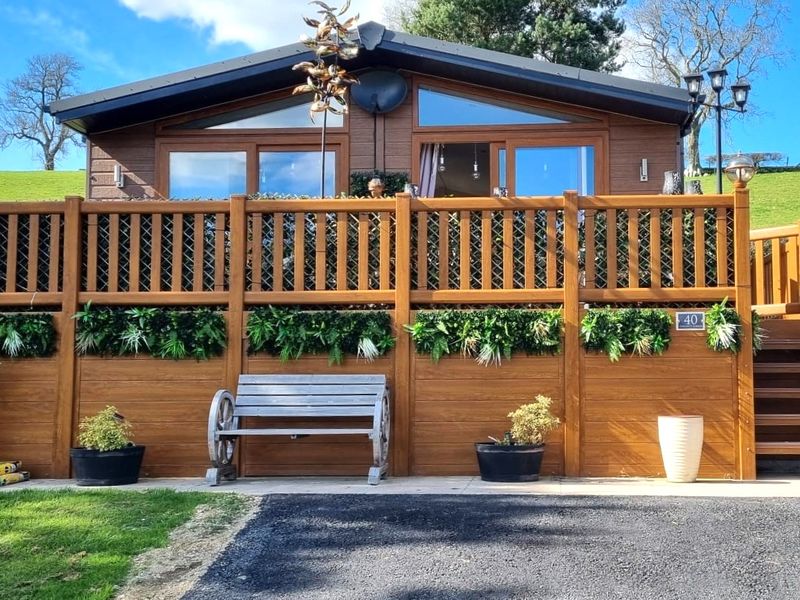 Carabuild Signature Deluxe Front Exterior