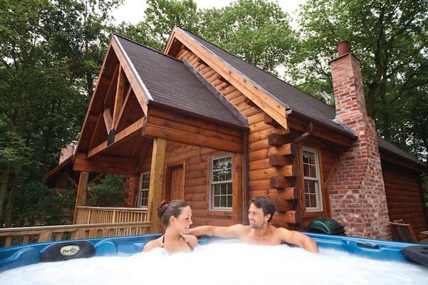 Redbrick Woodland Lodges in Nottinghamshire with private hot tub and dog friendly