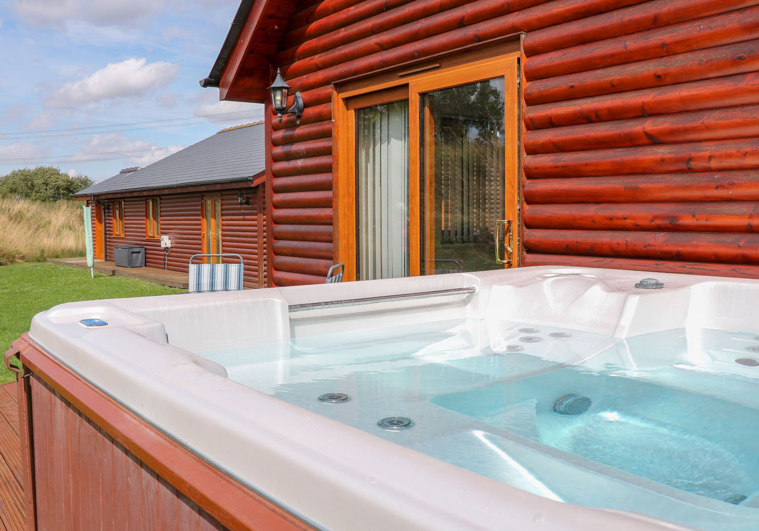 Thorpe Park Lodges Holiday Lodge Park In Lincolnshire Central