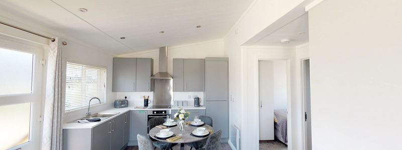 Chalet Semi-Detached | Kitchen & Dining Area