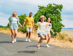 Rye Harbour walking to the beach