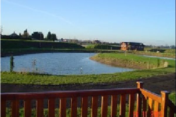 Picture of Walnut Lake Lodges & Camping park, Lincolnshire