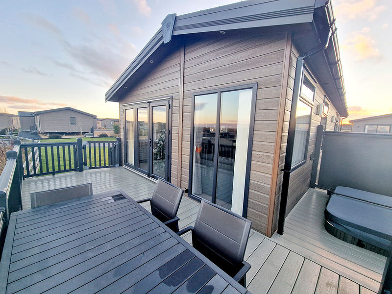 Pemberton Arrondale - with decking and hot tub